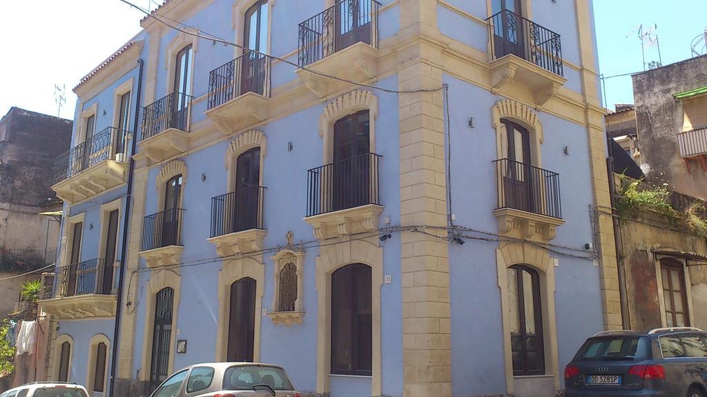 Sky Apartments - Catania City Center ภายนอก รูปภาพ