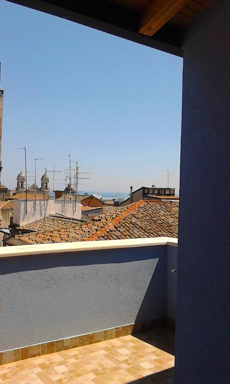 Sky Apartments - Catania City Center ภายนอก รูปภาพ